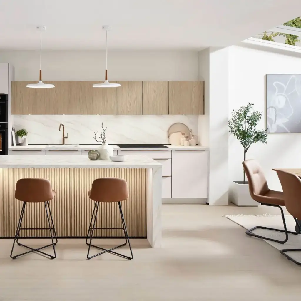 küchenhersteller-nobilia-inselküche-modern-weiß-holz-mamor