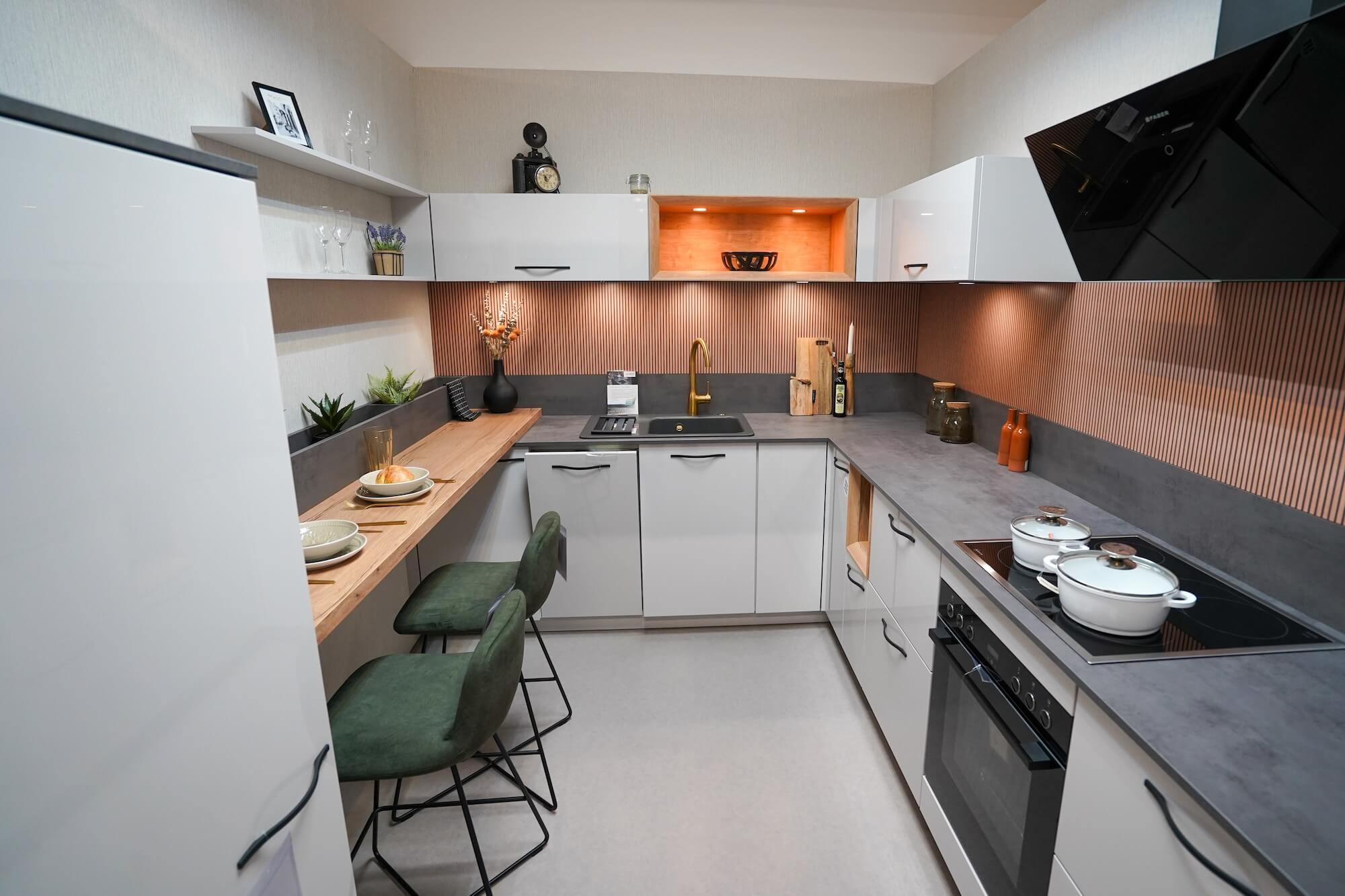 catania-u-küche-lack-seidengrau-beton-schiefergrau