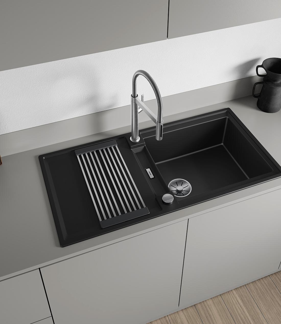 blanco-spüle-armatur-schwarz-matt