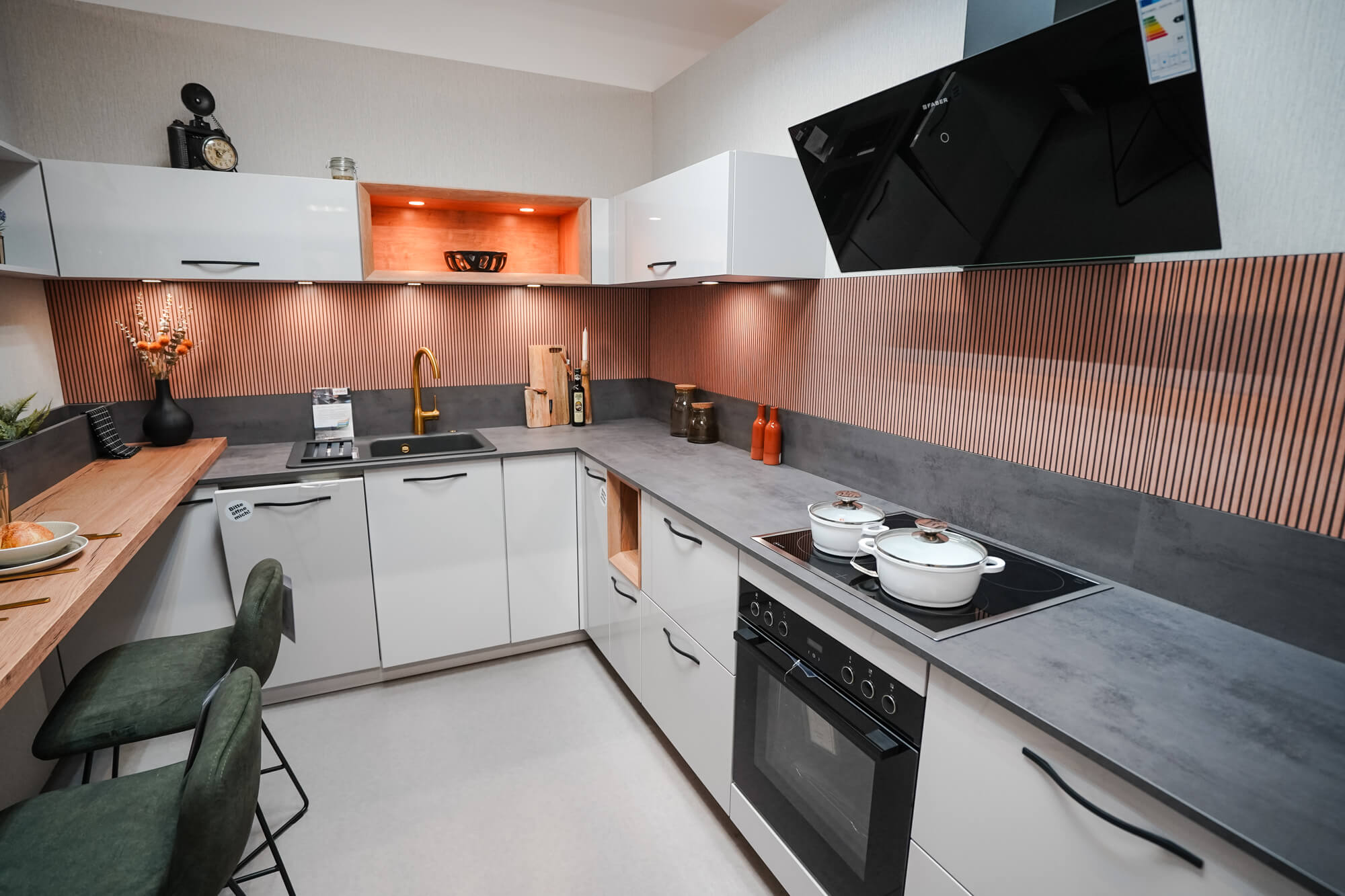 prisma Küchen L-Küche weiß