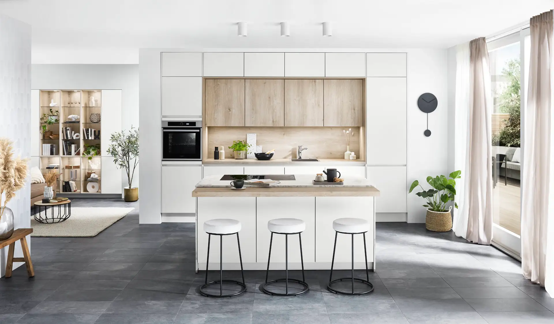 Nobilia-Senso-moderne-Inselkueche-Weiss-Marmor