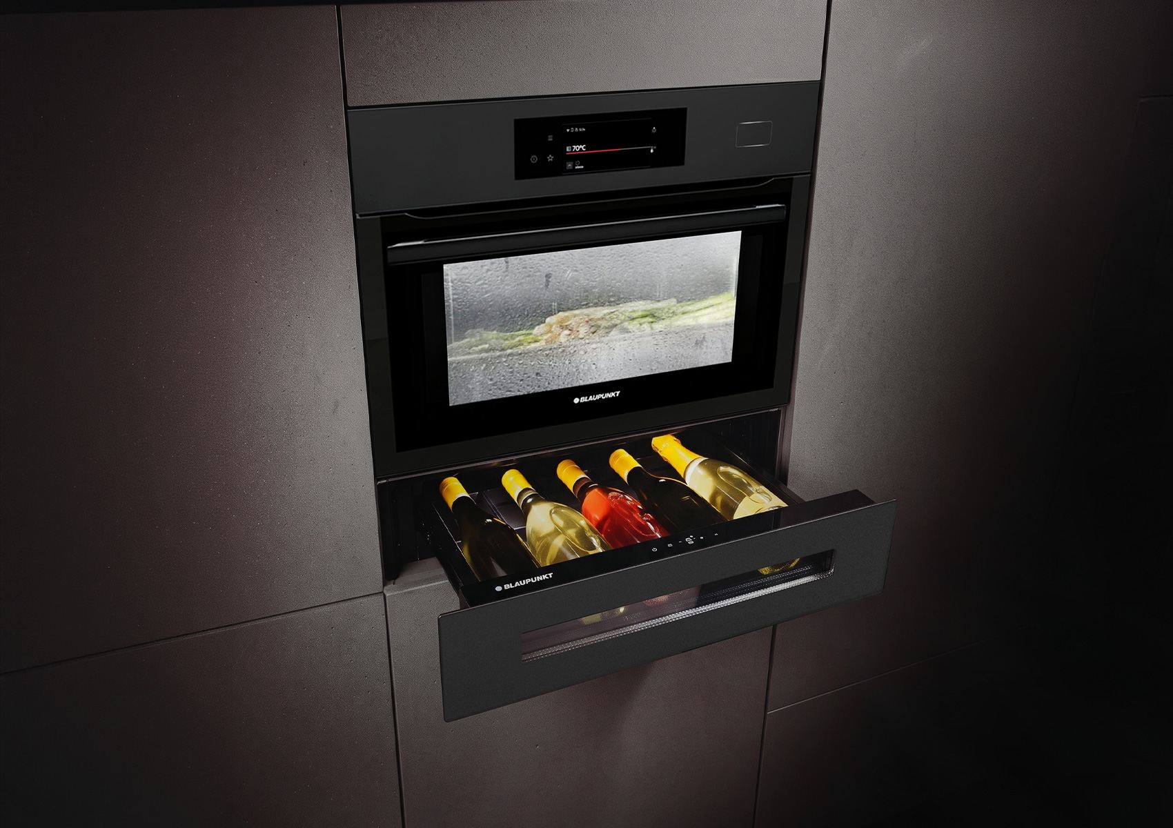 Blaupunkt Neuheiten 2027 Kombi-Dampfbackofen und Weinschublade im Hochschrank